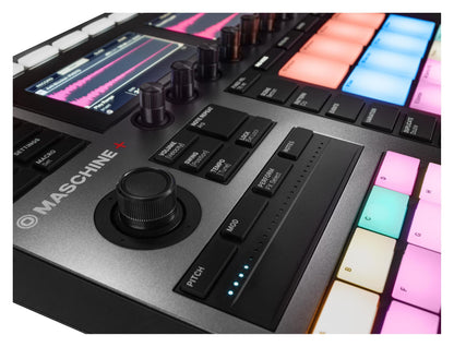 Native Instruments MASCHINE+ Standalone Production and Performance Instrument