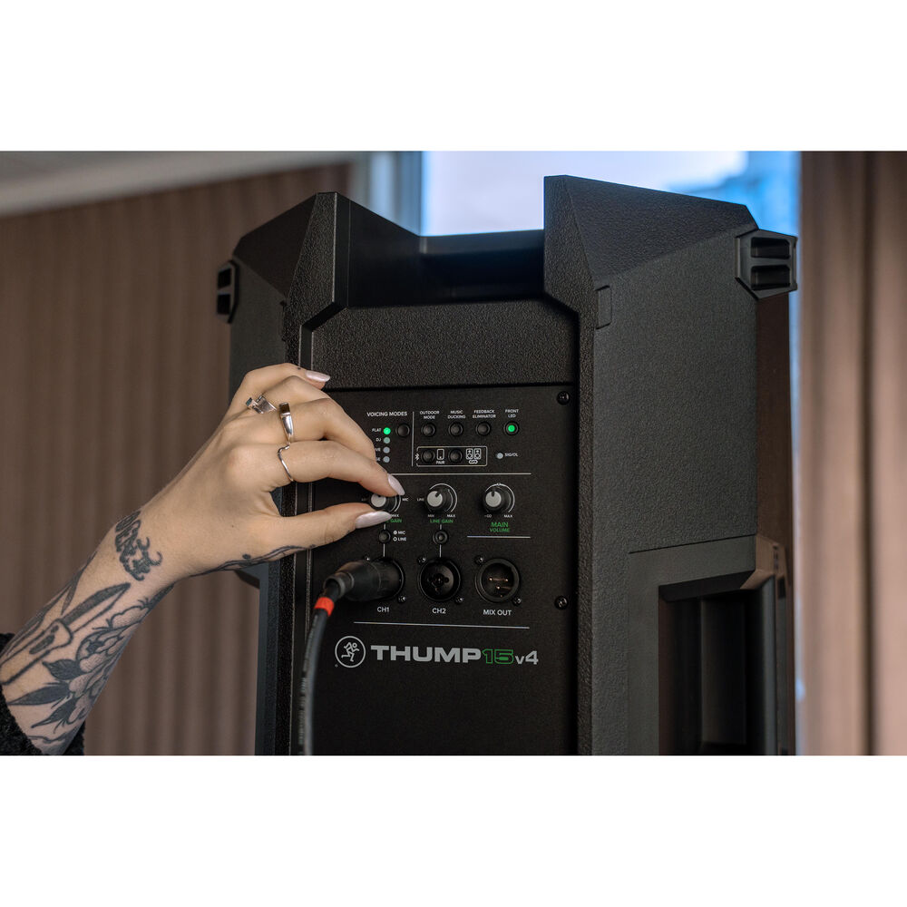 Mackie Thump15v4 15" Professional Powered Loudspeaker with SoundCheck DSP and Bluetooth